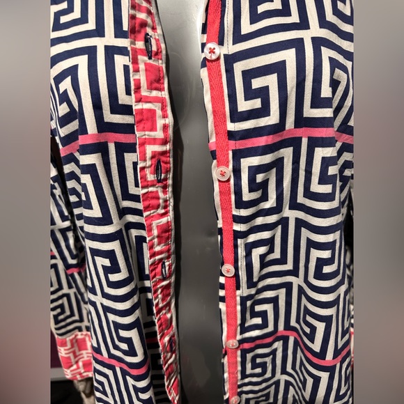Tizzie long sleeve geometric button down top size small - Picture 5 of 16